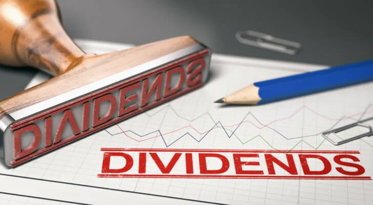 How to Build a Dividend Portfolio in USA/UK?